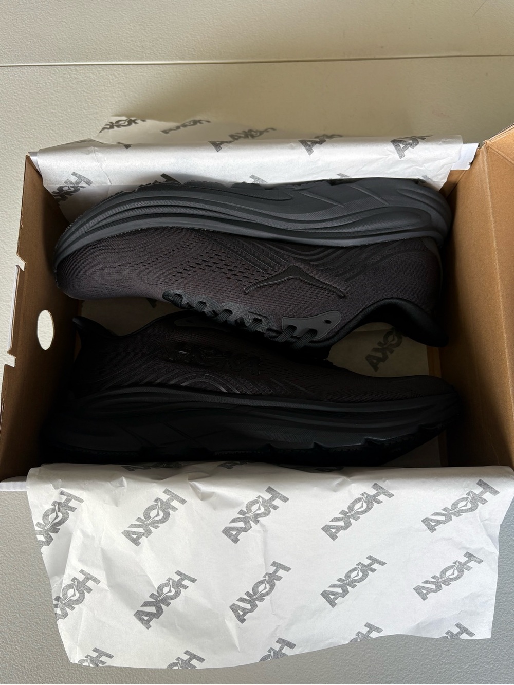 Hoka Clifton 11 Men's All-Black Bondi-Style Running Sneakers